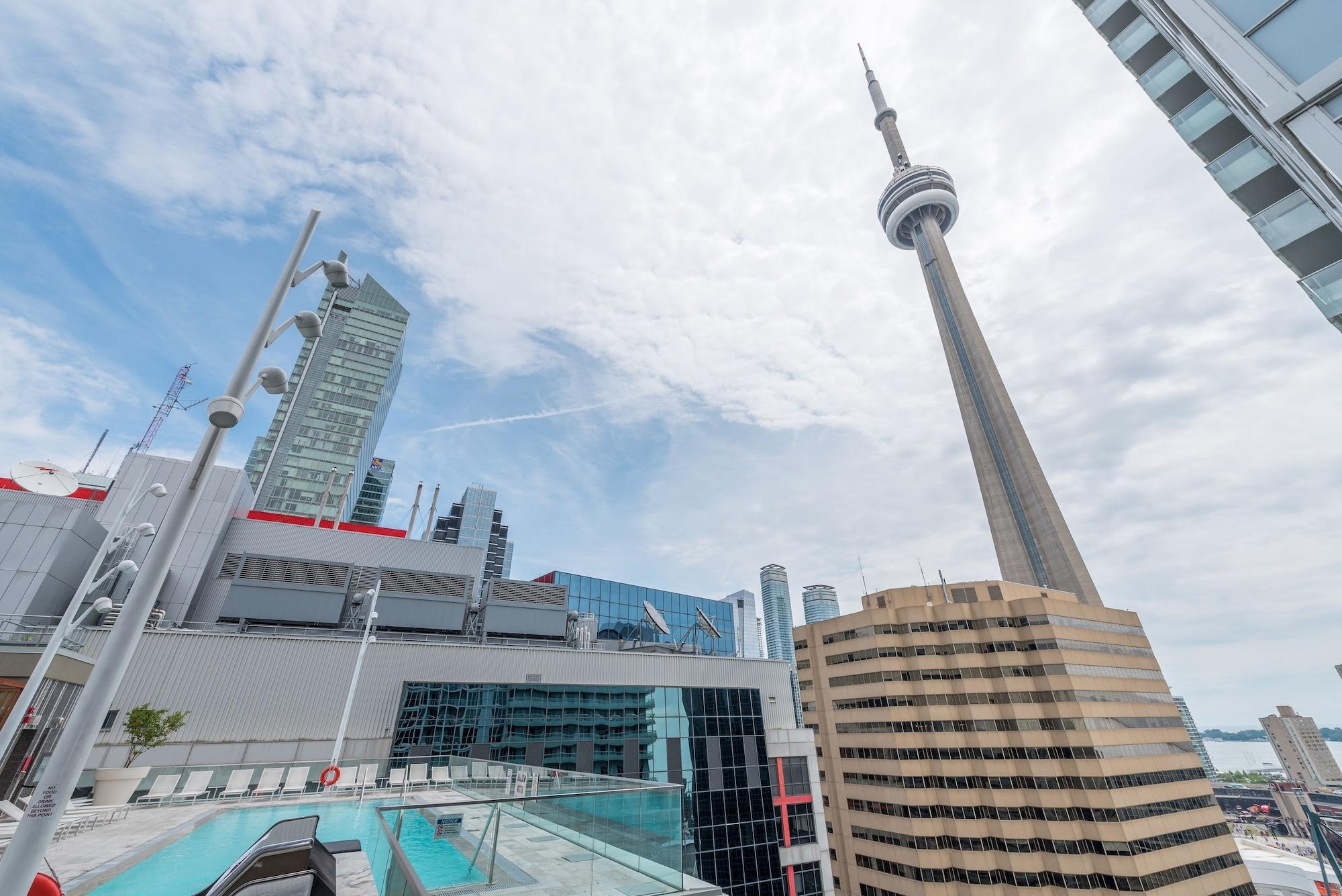 Grand Royal Condos - Cn Tower Toronto Exterior foto