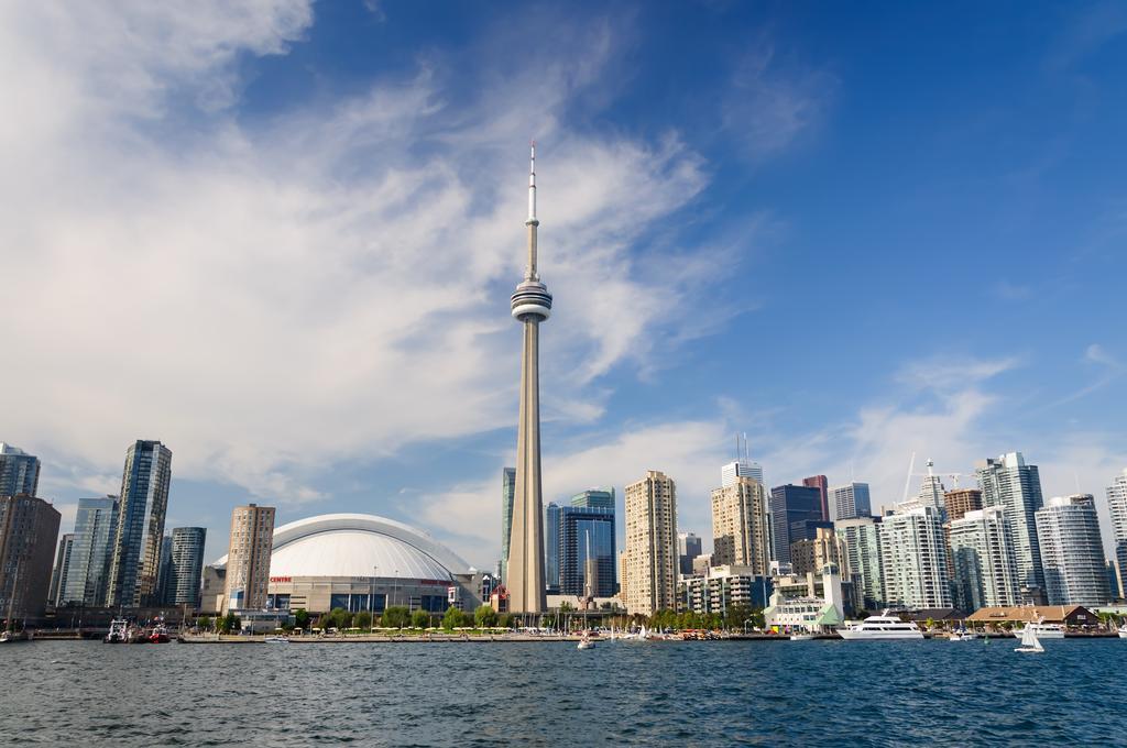 Grand Royal Condos - Cn Tower Toronto Exterior foto