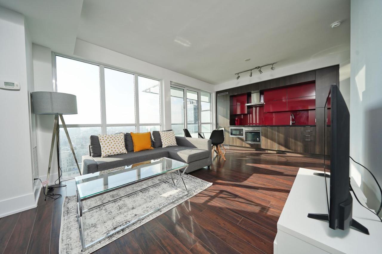 Grand Royal Condos - Cn Tower Toronto Exterior foto