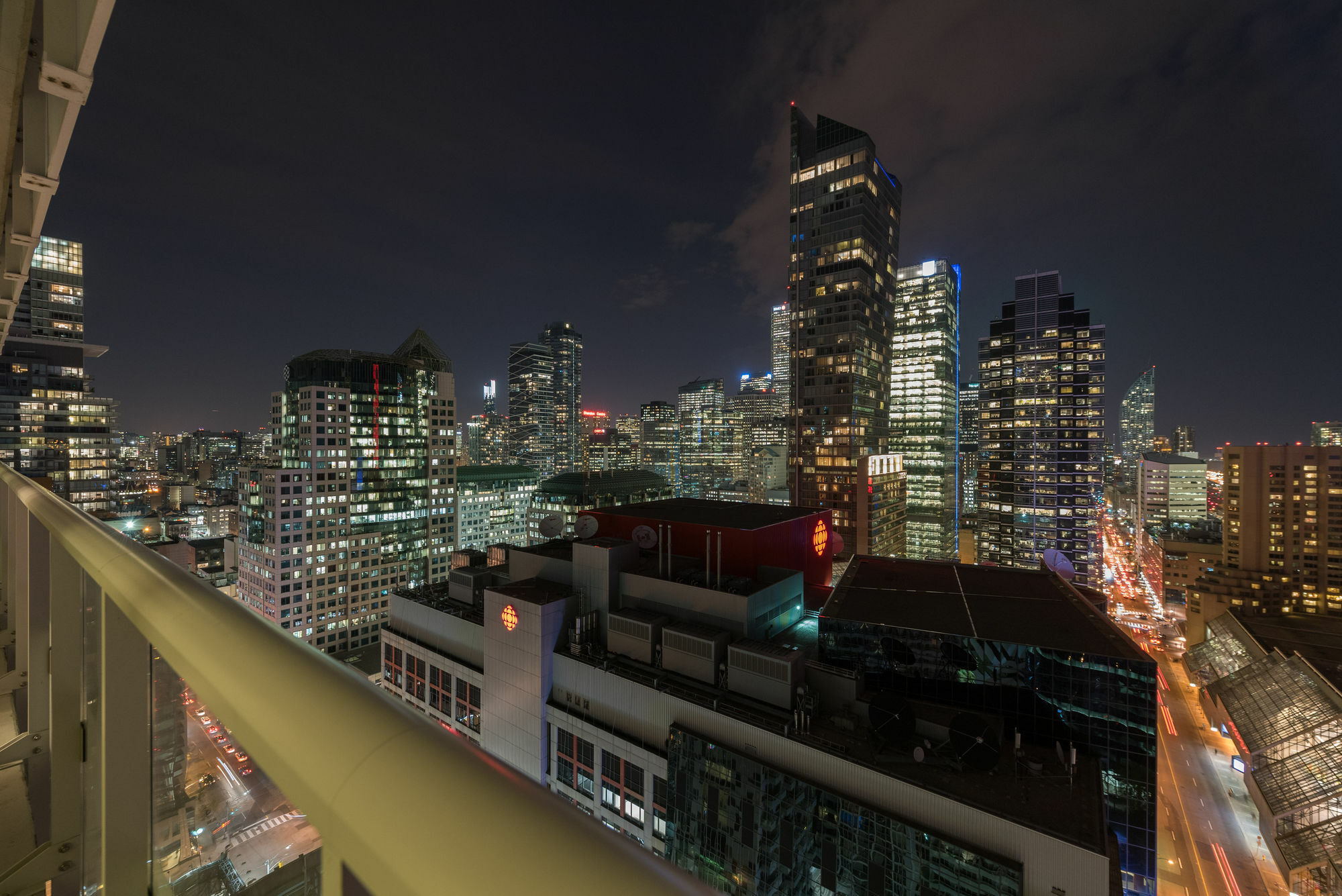Grand Royal Condos - Cn Tower Toronto Exterior foto